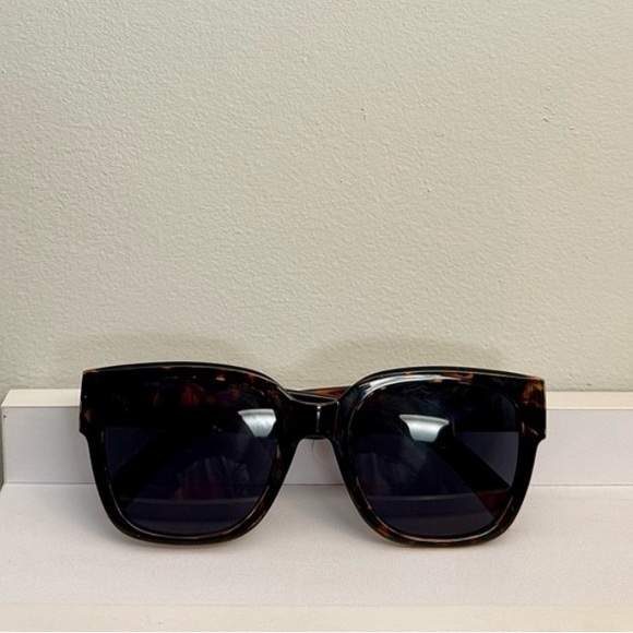 Celine inspired sunglasses - Picture 2 of 6